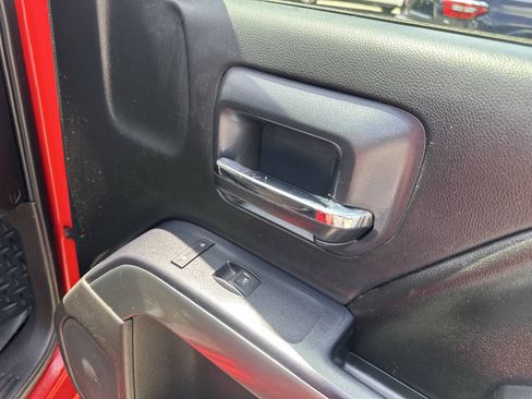 Used 2015 Chevrolet Silverado 1500 LT RWD image 21