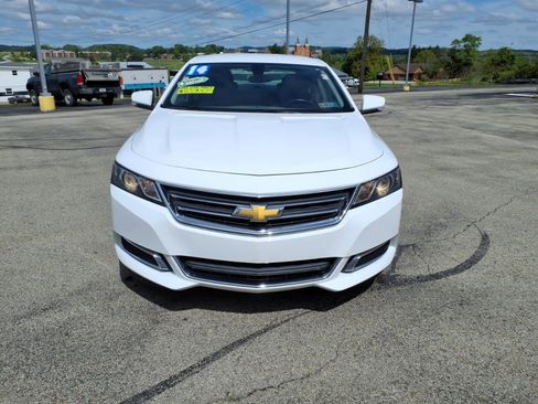 Used 2014 Chevrolet Impala LT FWD image 2