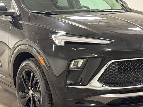 Used 2024 Buick Encore GX Sport Touring w/ Comfort Package image 5