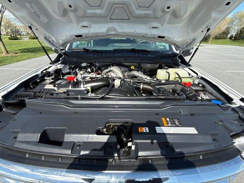 Used 2025 Ford F350 Lariat w/ Camper Package image 30