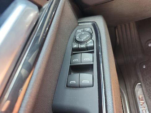 Used 2024 GMC Sierra 2500 AT4 w/ AT4 Premium Plus Package AWD/4WD image 24