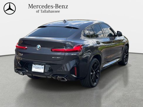 Used 2025 BMW X4 xDrive30i w/ M Sport Package AWD/4WD image 5