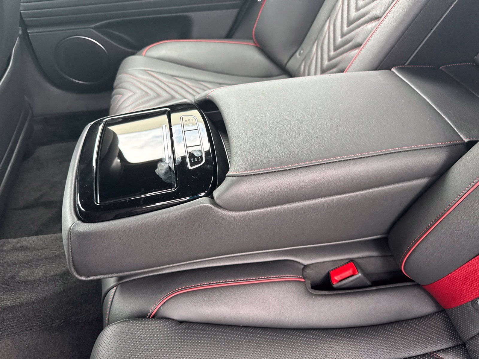 New 2025 Genesis G80 2.5T Sport Prestige AWD/4WD image 12