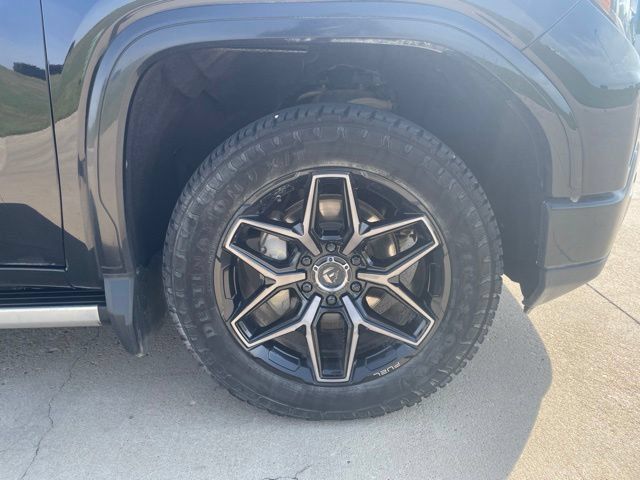Used 2022 GMC Sierra 1500 Denali Ultimate AWD/4WD image 2