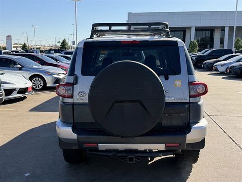 Used 2012 Toyota FJ Cruiser 4WD w/ TRD Sport Pkg image 6