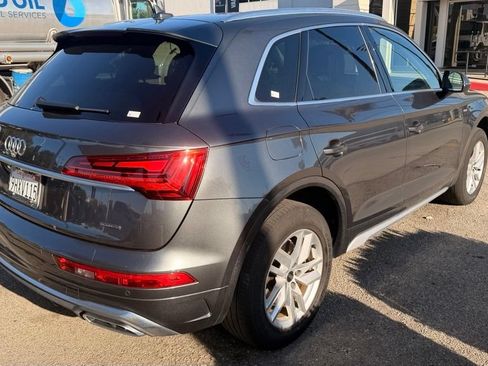 Used 2023 Audi Q5 2.0T Premium w/ Convenience Package AWD/4WD image 4