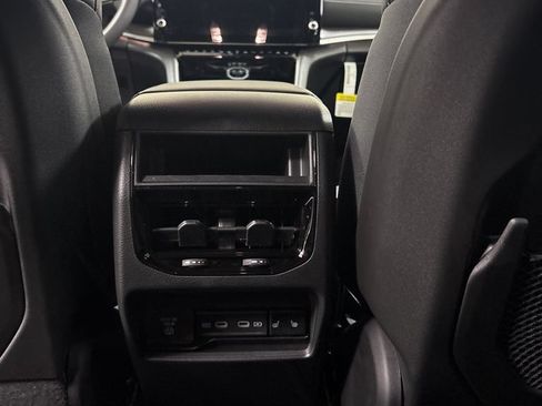 New 2026 Jeep Grand Cherokee Limited AWD/4WD image 19