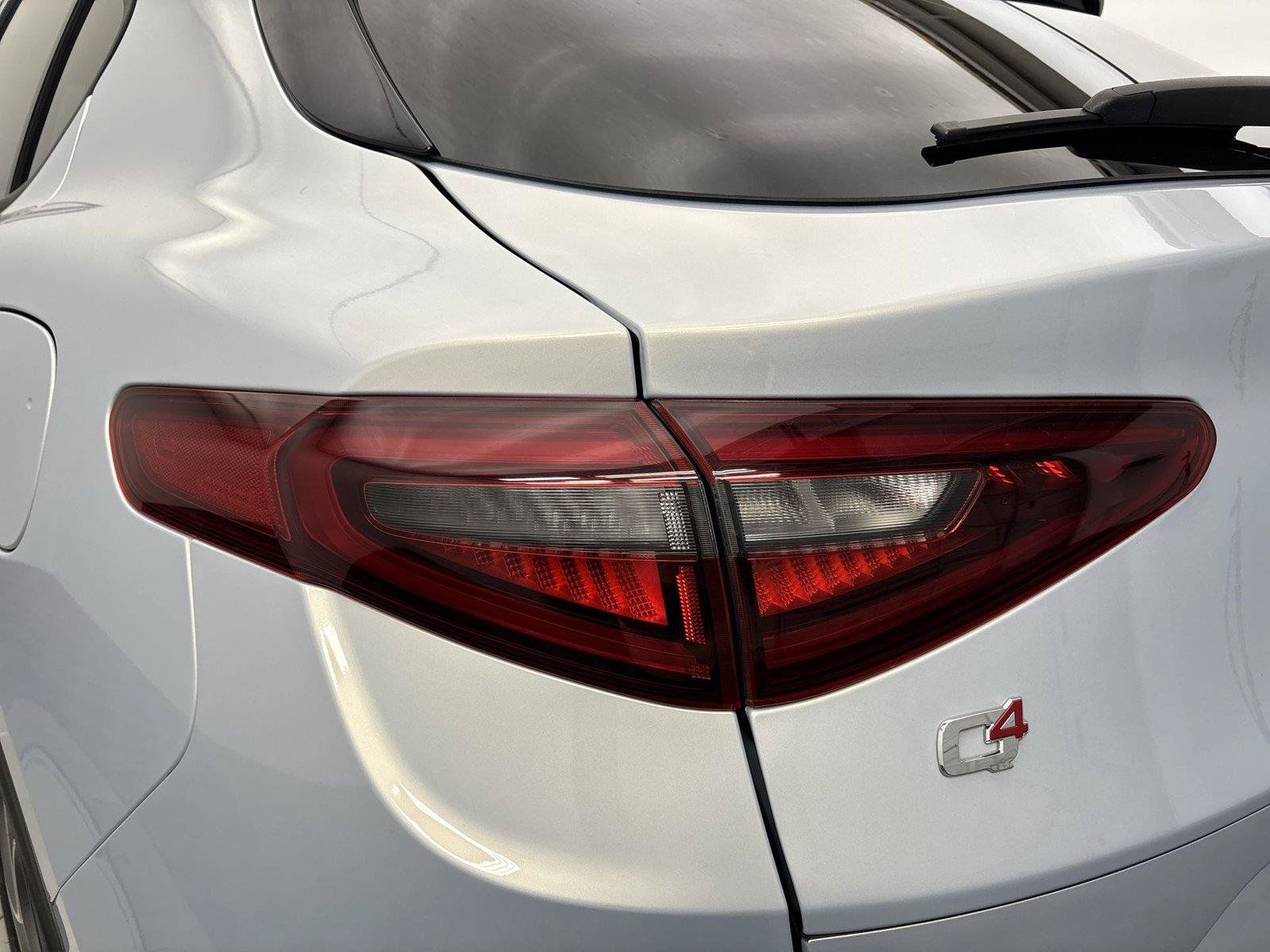 Used 2023 Alfa Romeo Stelvio Sprint AWD/4WD image 19