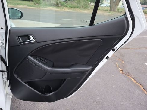 Used 2013 Kia Optima EX FWD image 25