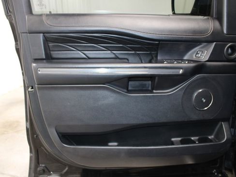 Used 2020 Ford Expedition Platinum RWD image 21