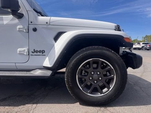 Used 2021 Jeep Gladiator Overland w/ Popular Equipment Package AWD/4WD image 11