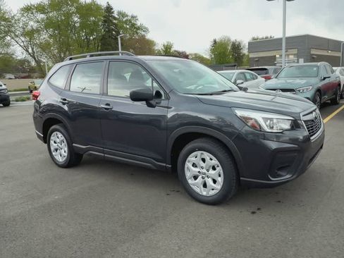 Used 2019 Subaru Forester w/ Alloy Wheel Package AWD/4WD image 2