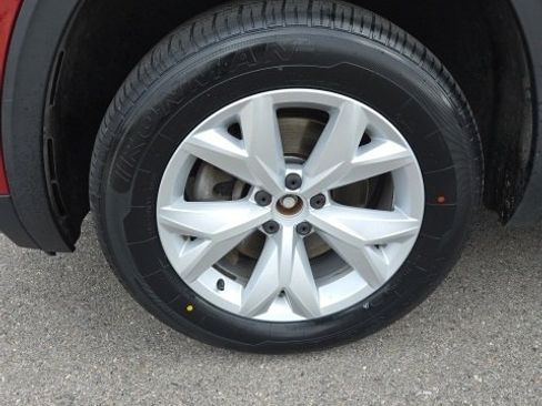 Used 2019 Volkswagen Atlas S w/ Towing Package image 7