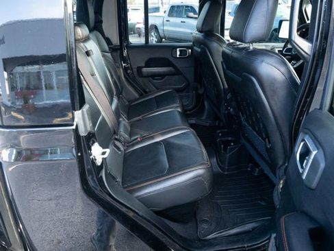 Used 2023 Jeep Gladiator Mojave w/ Cold Weather Group image 36