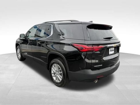 Used 2023 Chevrolet Traverse LT FWD image 10