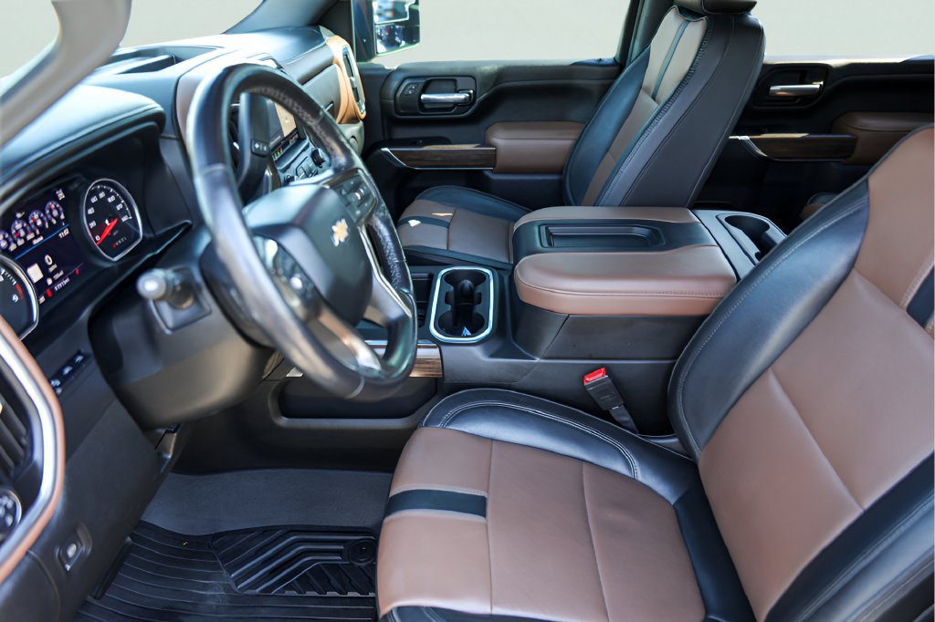 Used 2021 Chevrolet Silverado 2500 High Country w/ Z71 Off-Road Package AWD/4WD image 11