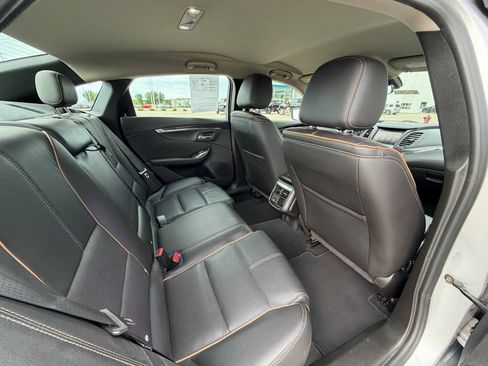 Used 2018 Chevrolet Impala Premier FWD image 21