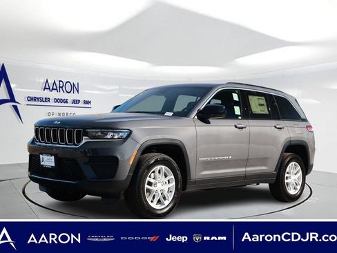 New 2026 Jeep Grand Cherokee Laredo RWD image 1