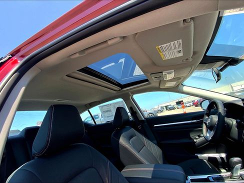 New 2025 Nissan Altima 2.5 SR w/ SR Premium Package image 14