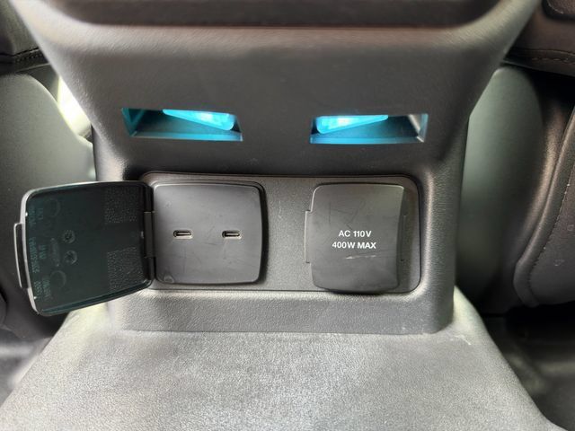 Used 2025 Ford Bronco Badlands AWD/4WD image 19