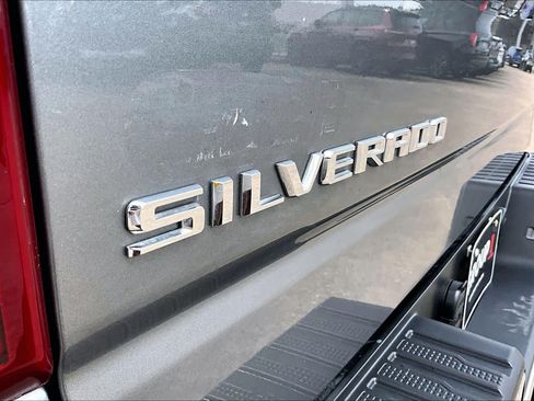 Used 2020 Chevrolet Silverado 1500 LTZ w/ LTZ Texas Edition RWD image 31