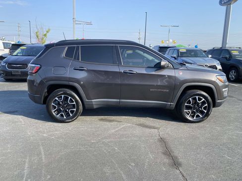 Used 2021 Jeep Compass Trailhawk AWD/4WD image 8