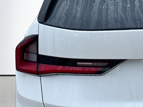 New 2026 BMW X1 xDrive28i w/ Convenience Package image 10