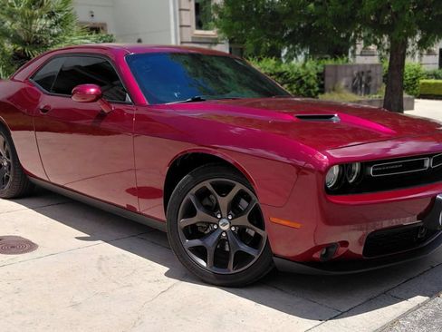 Used 2018 Dodge Challenger SXT Plus RWD image 2