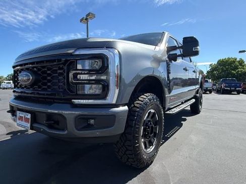 New 2026 Ford F250 Lariat w/ Tremor Off-Road Package AWD/4WD image 9