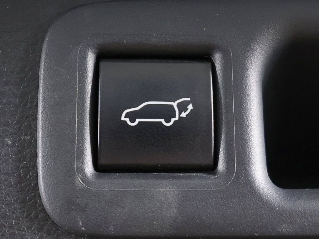 Used 2023 Toyota Highlander Platinum AWD/4WD image 61