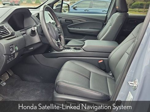 Certified 2025 Honda Ridgeline TrailSport+ image 17