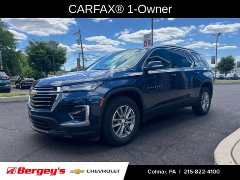 Used 2023 Chevrolet Traverse LT AWD/4WD image 3
