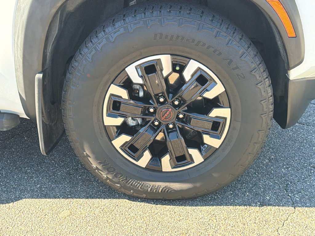 Used 2023 Nissan Frontier Pro-X w/ Tow Package RWD image 12