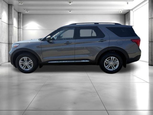 Used 2022 Ford Explorer XLT w/ Class IV Trailer Tow Package AWD/4WD image 9
