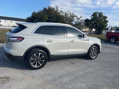 Used 2023 Lincoln Nautilus AWD w/ Premium Package image 3