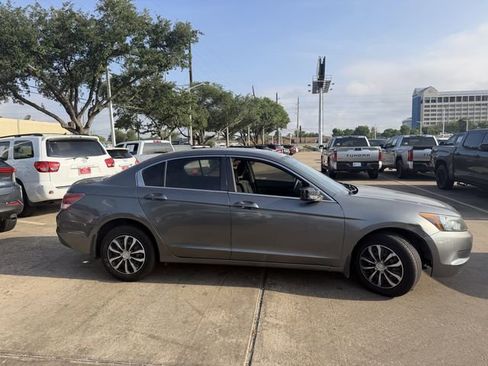 Used 2009 Honda Accord LX image 4
