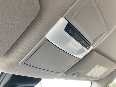 Used 2024 Nissan Altima 2.5 SV image 29