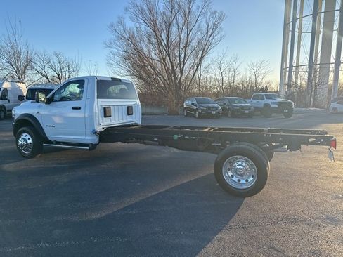 Used 2024 RAM 5500 SLT w/ Quick Order Package 2YG SLT image 4