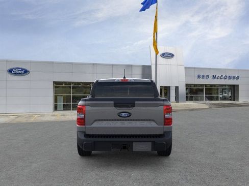 New 2025 Ford Maverick XLT w/ XLT Luxury Package FWD image 5