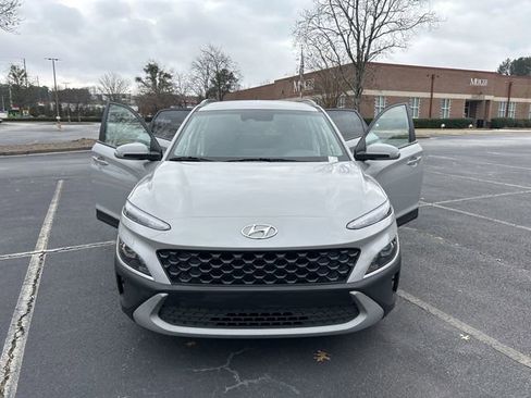 Used 2023 Hyundai Kona SEL w/ Cargo Package image 10
