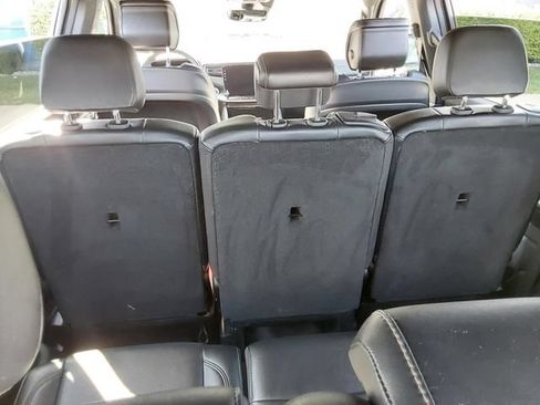 Used 2024 Jeep Wagoneer Series II w/ Flexible Seating Group AWD/4WD image 52
