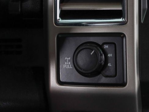 Used 2017 Ford F250 Lariat w/ Chrome Package AWD/4WD image 22