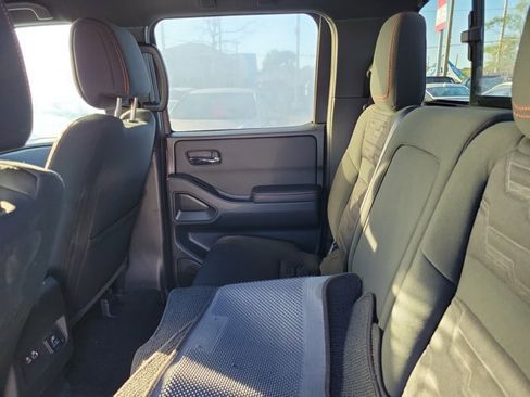 Used 2023 Nissan Frontier Pro-X w/ Pro Convenience Package image 12
