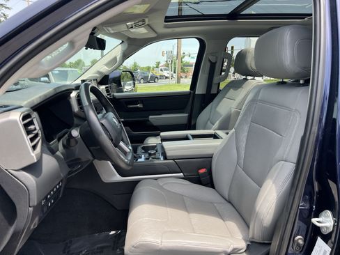 Used 2024 Toyota Tundra Limited AWD/4WD image 13