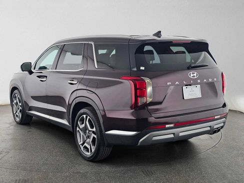 Used 2023 Hyundai Palisade Limited w/ Cargo Package FWD image 5