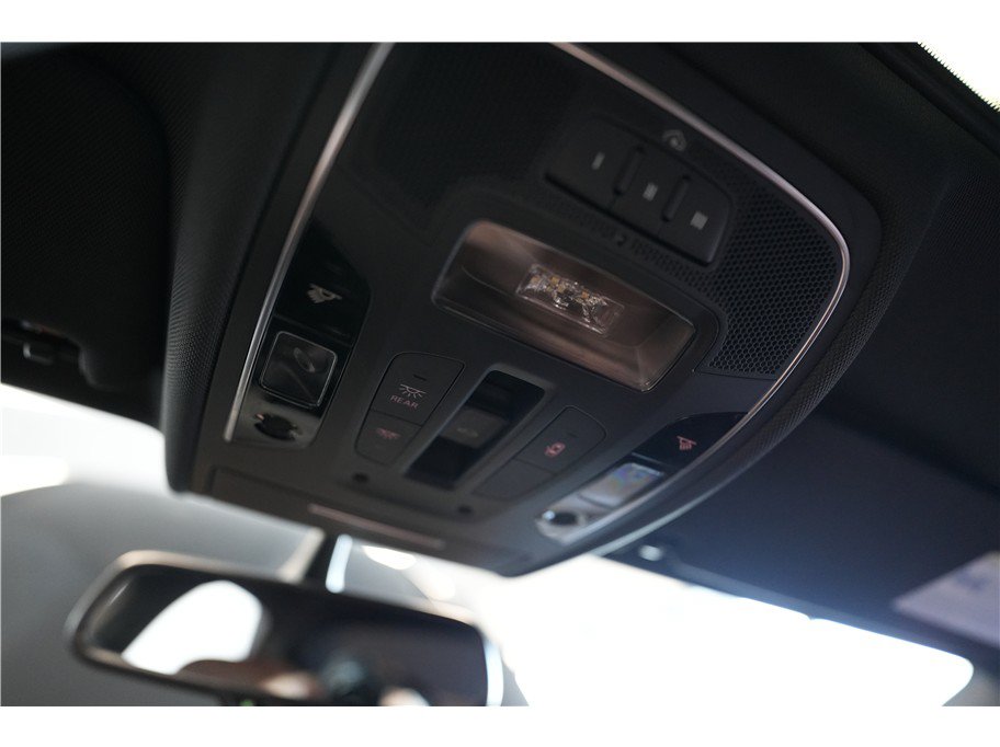 Used 2018 Audi A6 2.0T Premium FWD image 26