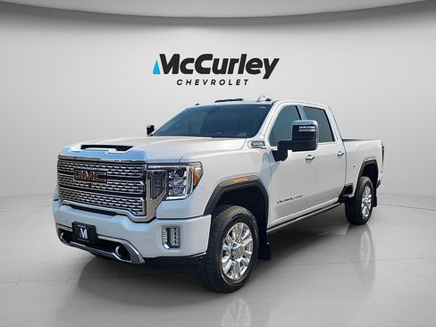 Used 2022 GMC Sierra 3500 Denali w/ Denali Ultimate Package AWD/4WD image 3