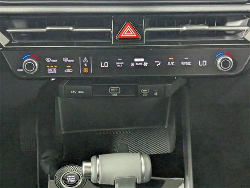 New 2026 Kia Niro EX image 20