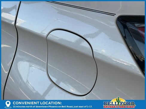 Used 2017 Ford Edge Titanium w/ Equipment Group 301A FWD image 14