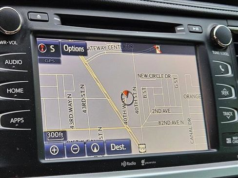 Used 2015 Toyota Highlander XLE FWD image 12